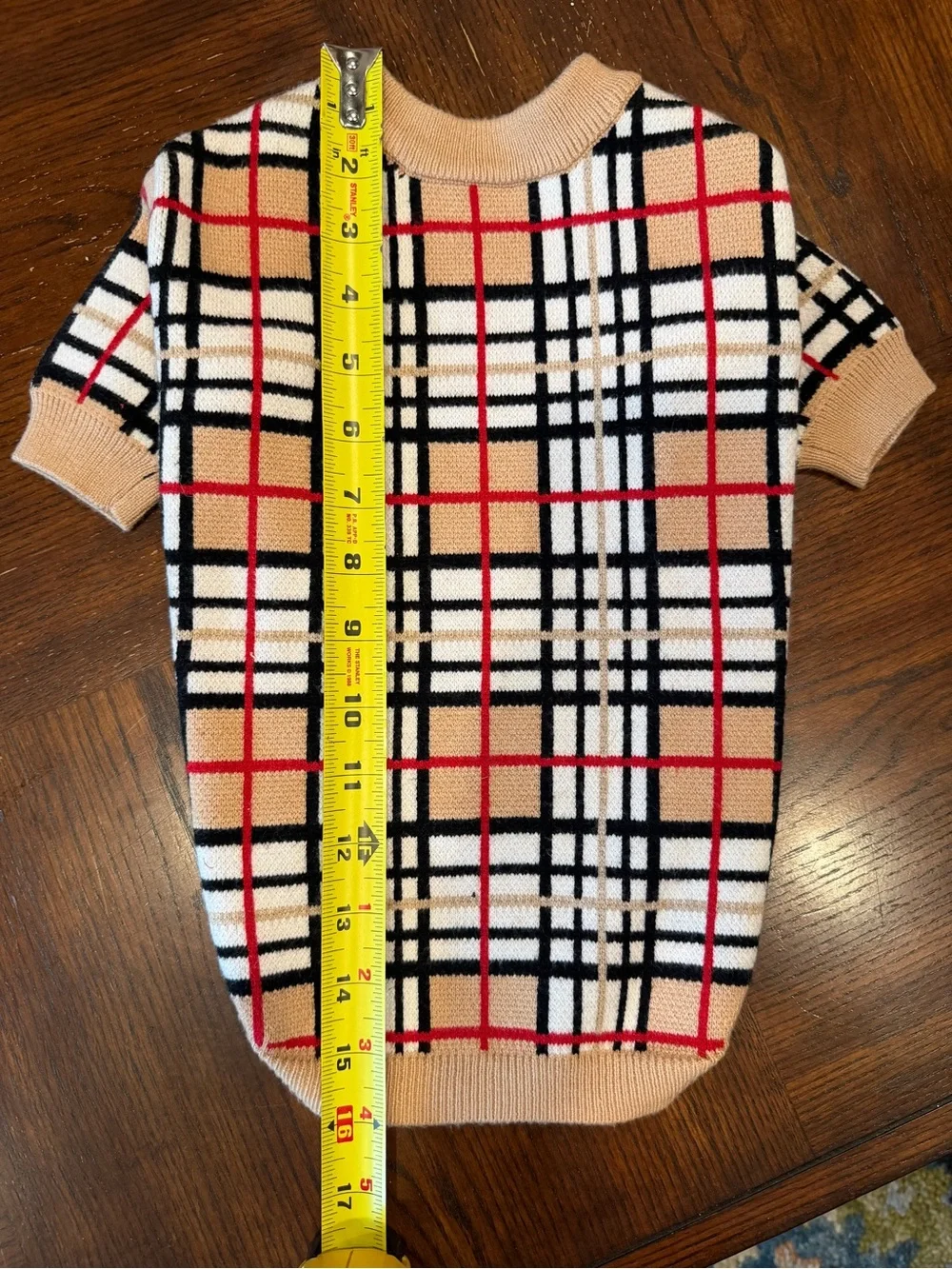 Burberry Style Plaid Knit Top in Beige and Black Dog Sweater